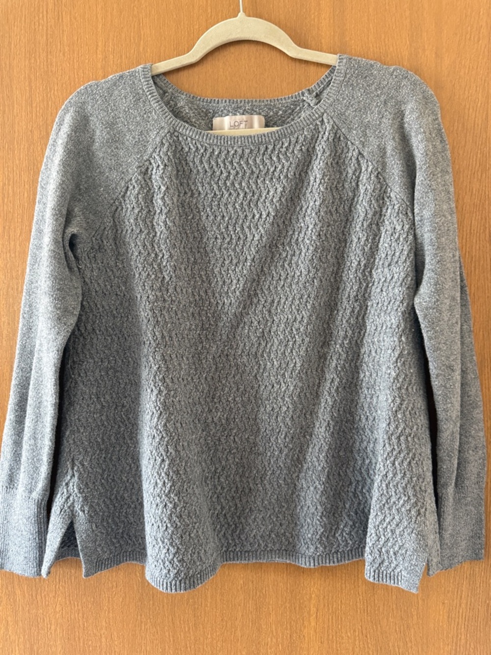 LOFT Light Gray Textured‑Stitch Scoop‑Neck Sweater – Size Medium